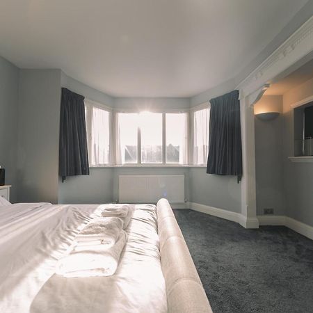 Appartement Modern Flat By The Underground. à Londres Extérieur photo