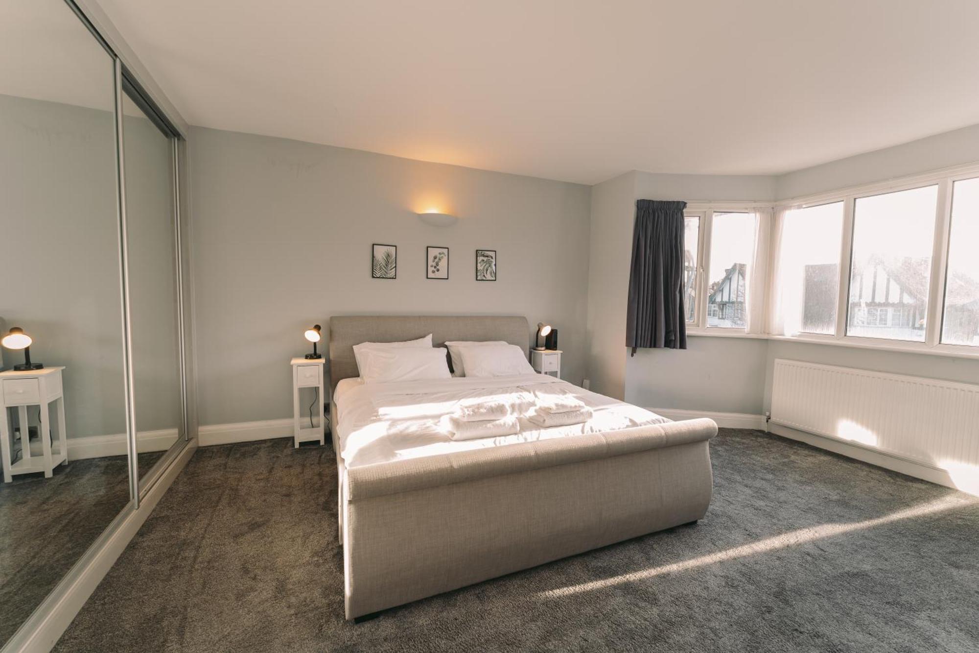 Appartement Modern Flat By The Underground. à Londres Extérieur photo